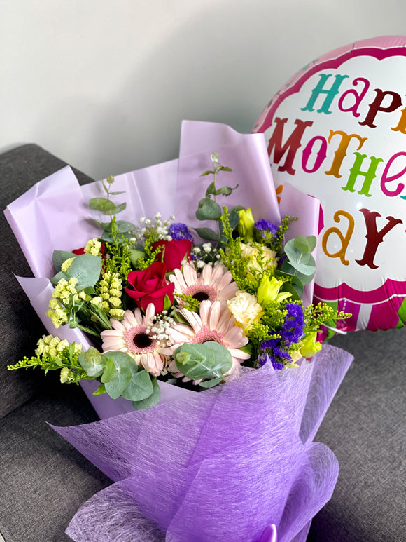 Mother's Sweet Love Flower Bouquet (Mother's Day 2021)