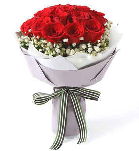 Falling in Love Bouquet - Carnations Florist Malaysia
