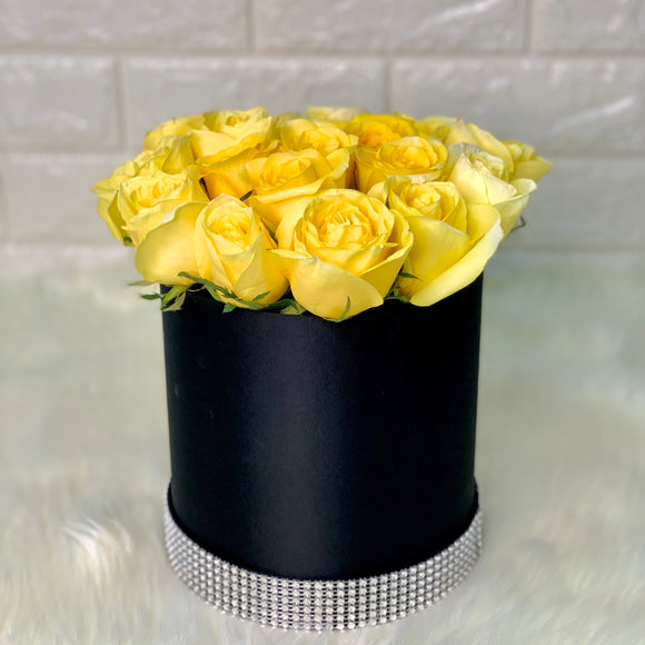 Luxe Yellow Roses - Carnations Florist Malaysia