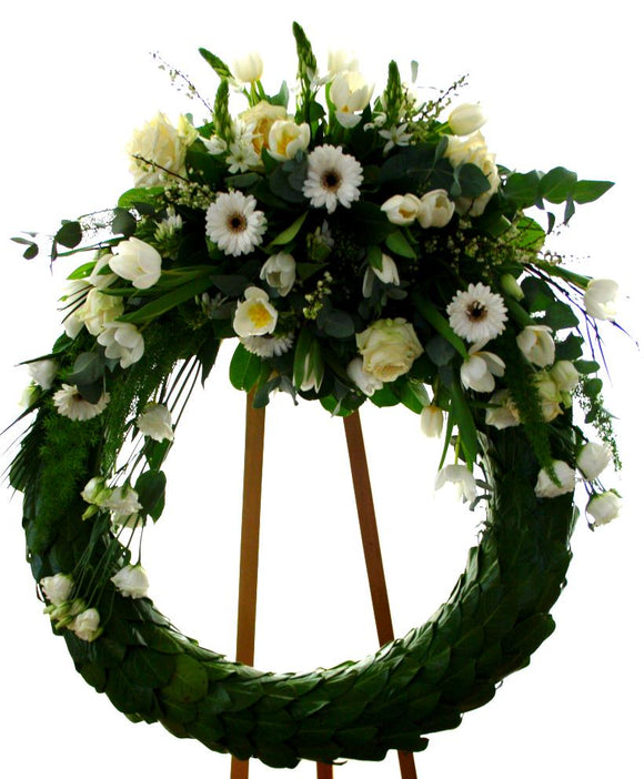 Wreath 7 - Carnations Florist Malaysia